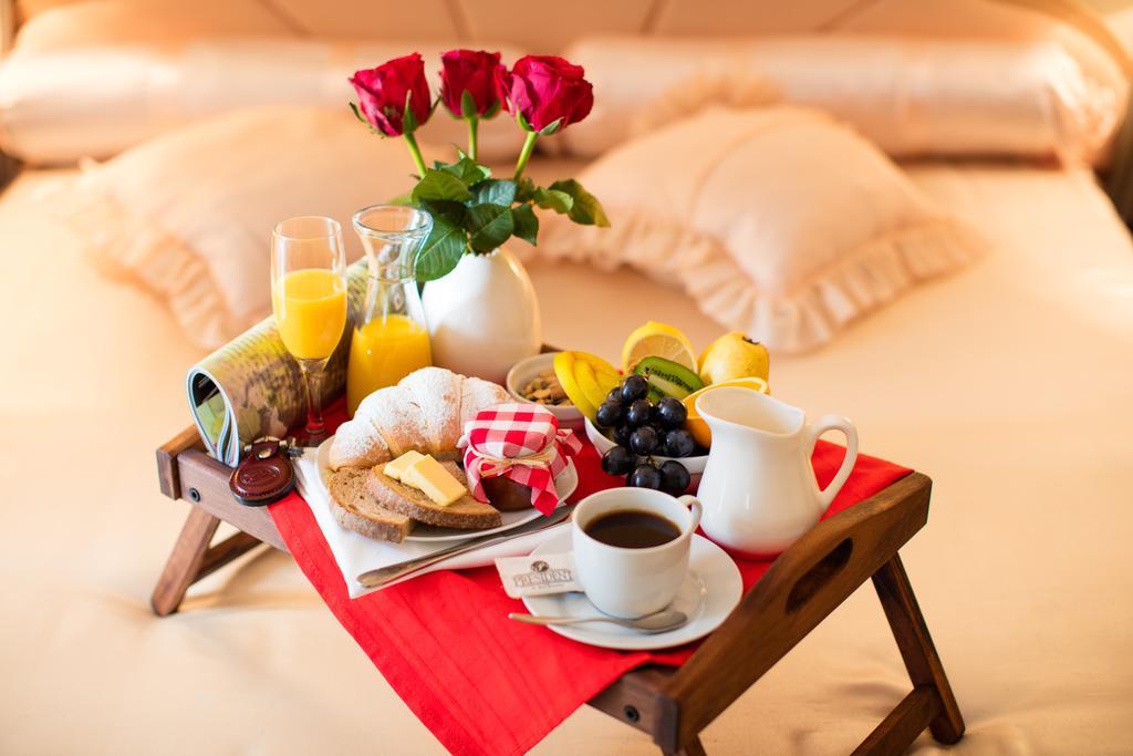 Garni Hotel President De Luxe Kragujevac Buitenkant foto