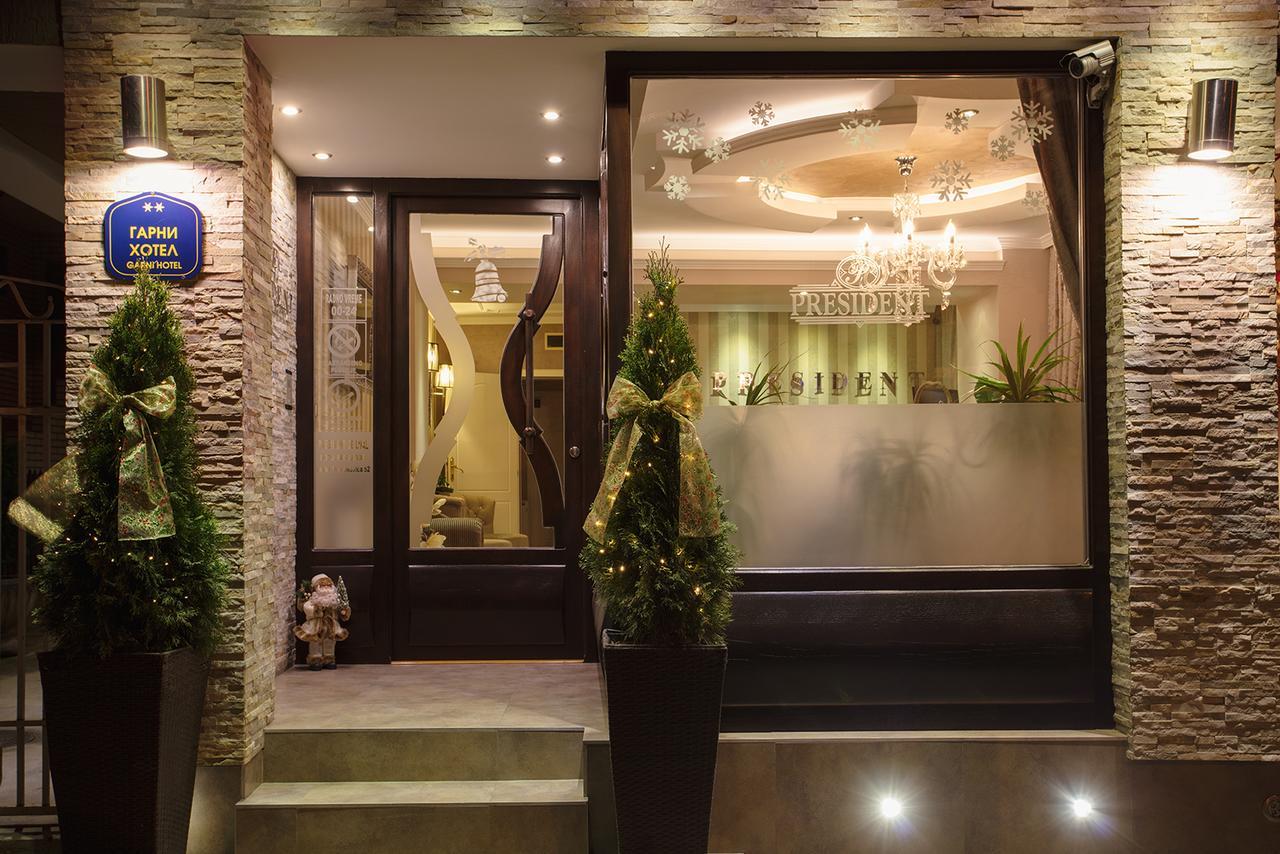 Garni Hotel President De Luxe Kragujevac Buitenkant foto